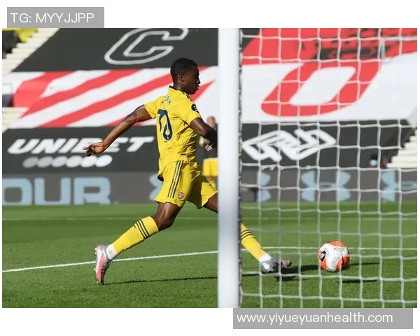 足球球星亲授高效练球技巧全面提升控球射门与比赛实战能力